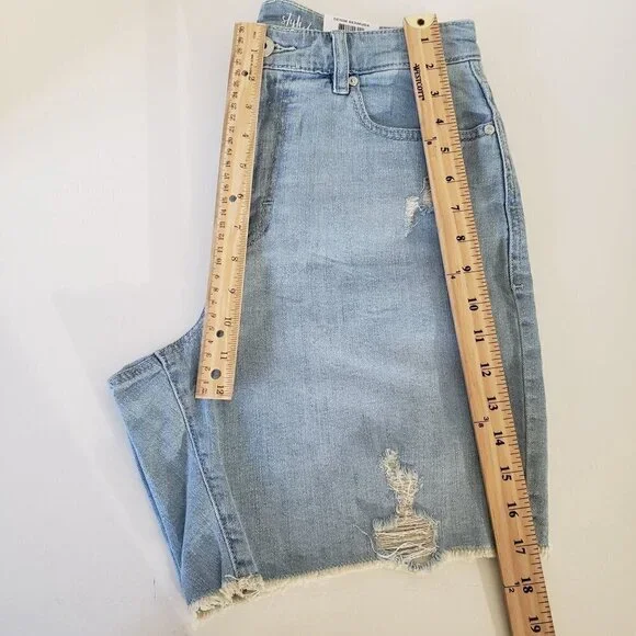 Style & Co High Rise Denim Bermuda size 8 NWT - Picture 7 of 12